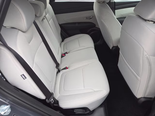 2026 Ecotronic Gray Hyundai Tucson SE FWD SUV