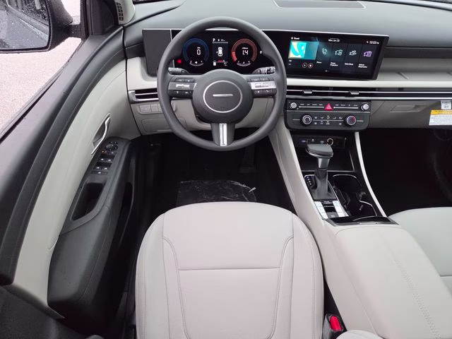 2026 Ecotronic Gray Hyundai Tucson SE FWD SUV
