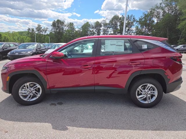 2026 Ultimate Red Hyundai Tucson SE AWD SUV