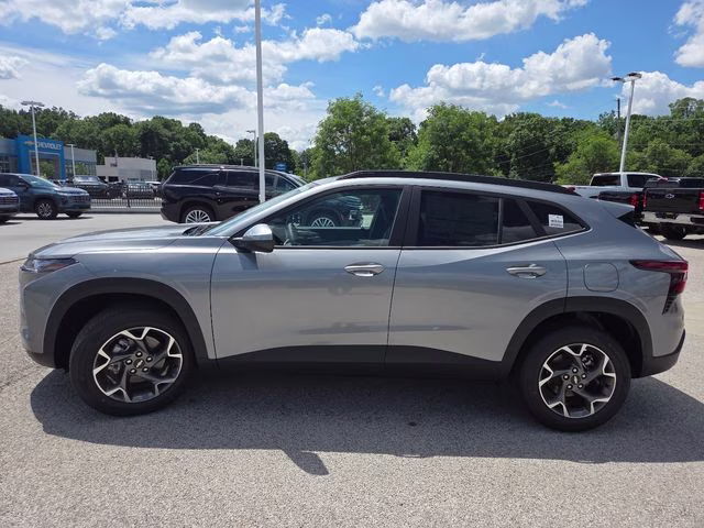 2026 Sterling Gray Metallic Chevrolet Trax LT FWD SUV