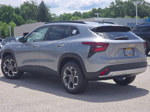 2026 Sterling Gray Metallic Chevrolet Trax LT FWD SUV