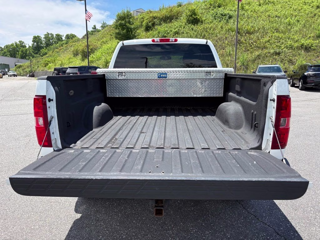 2013 Summit White Chevrolet Silverado 1500 LT 4X4 Truck