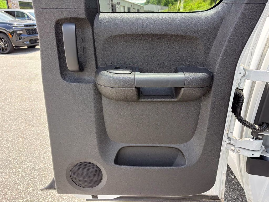 2013 Summit White Chevrolet Silverado 1500 LT 4X4 Truck