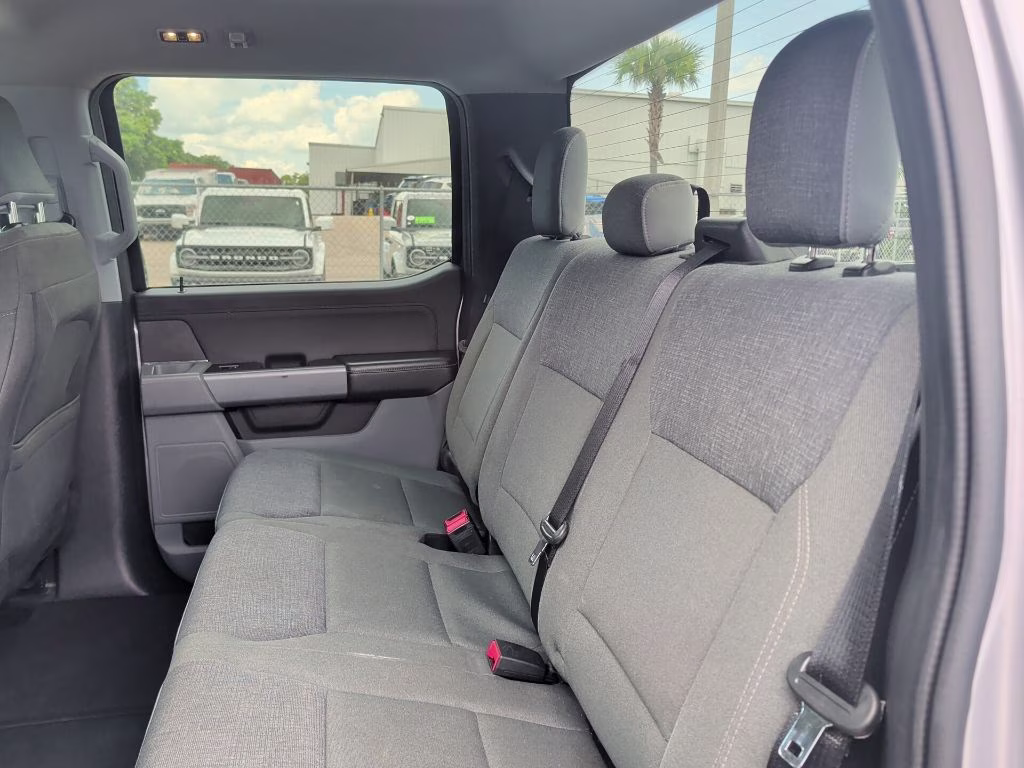 2024 Iconic Silver Metallic Ford F-150 XLT 4X4 Truck