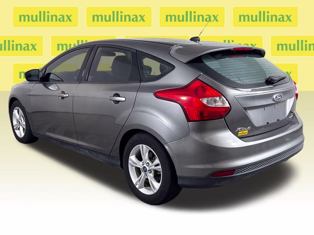 2012 Sterling Gray Metallic Ford Focus SE FWD Hatchback