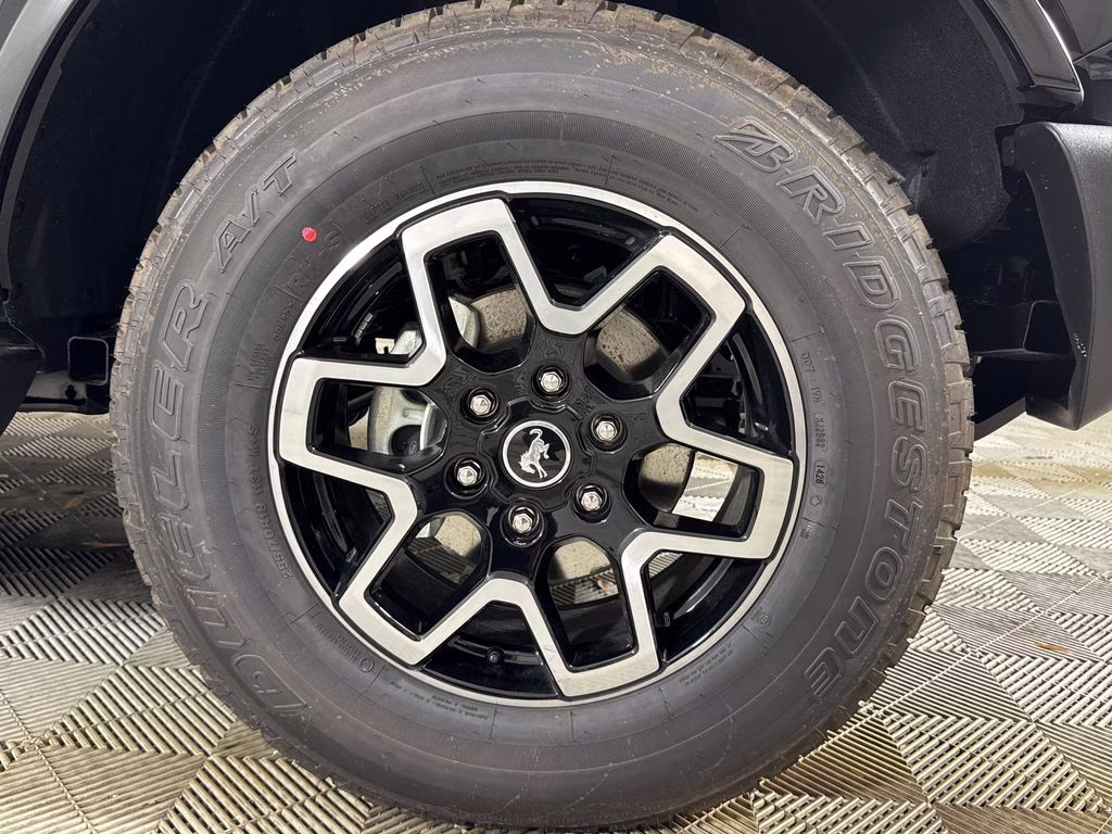 2026 Shadow Black Ford Bronco Outer Banks 4X4 SUV