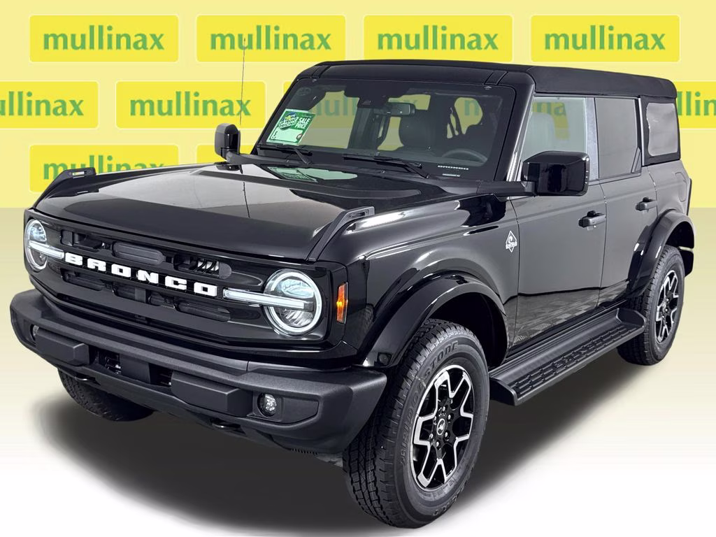 2026 Shadow Black Ford Bronco Outer Banks 4X4 SUV
