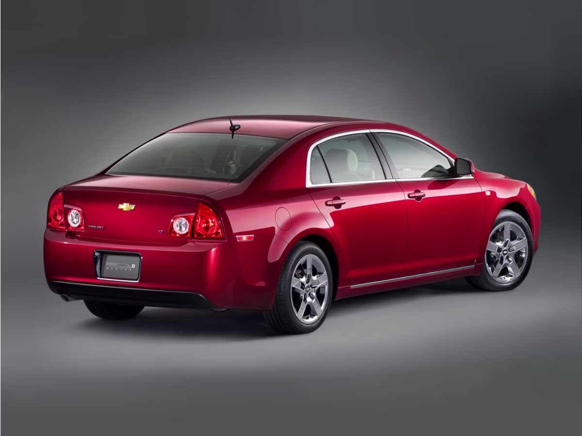 2010 Blade Silver Metallic Chevrolet Malibu LS FWD Sedan