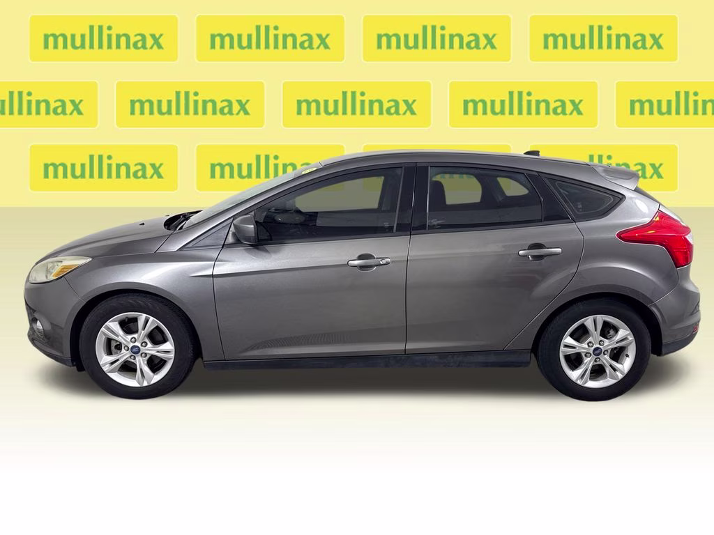 2012 Sterling Gray Metallic Ford Focus SE FWD Hatchback