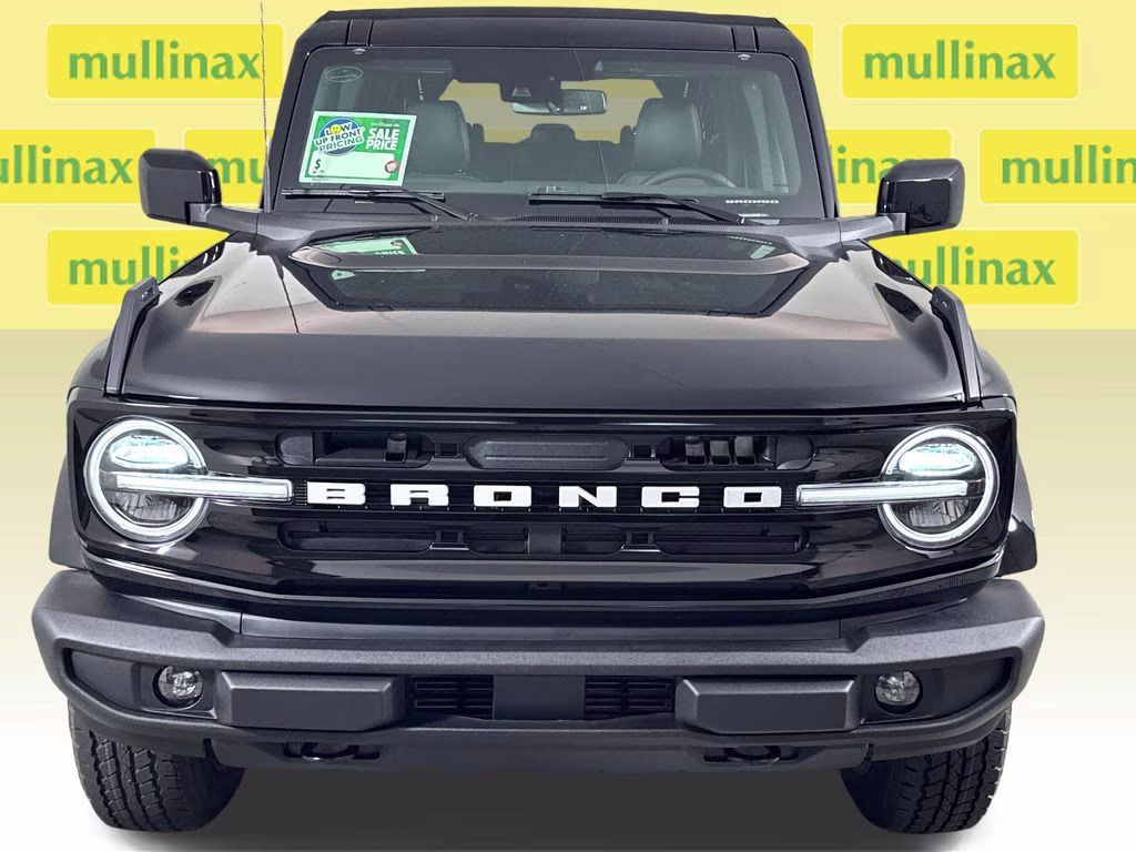 2026 Shadow Black Ford Bronco Outer Banks 4X4 SUV