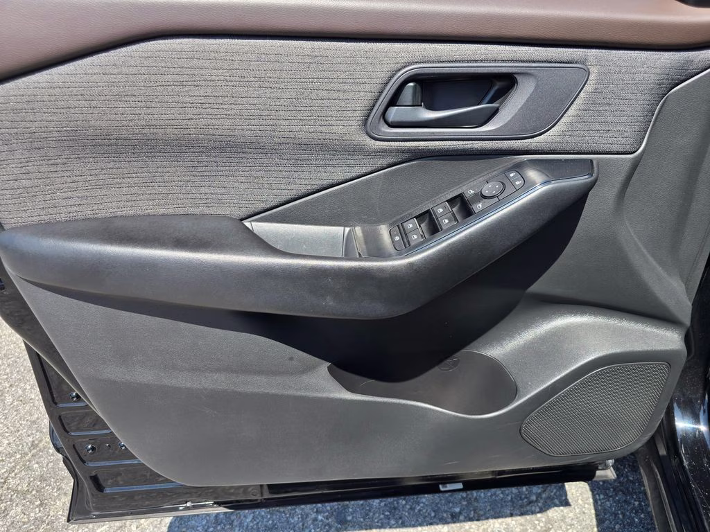 2023 Super Black Nissan Rogue S FWD SUV