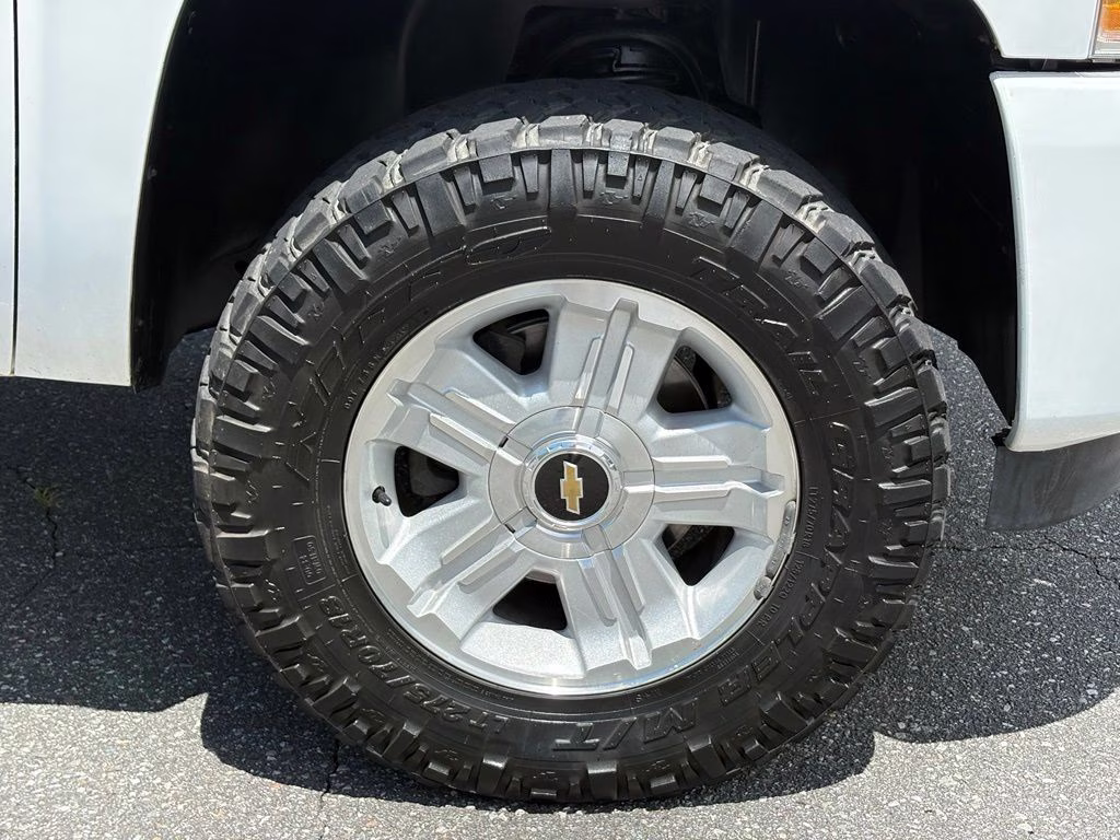 2013 Summit White Chevrolet Silverado 1500 LT 4X4 Truck
