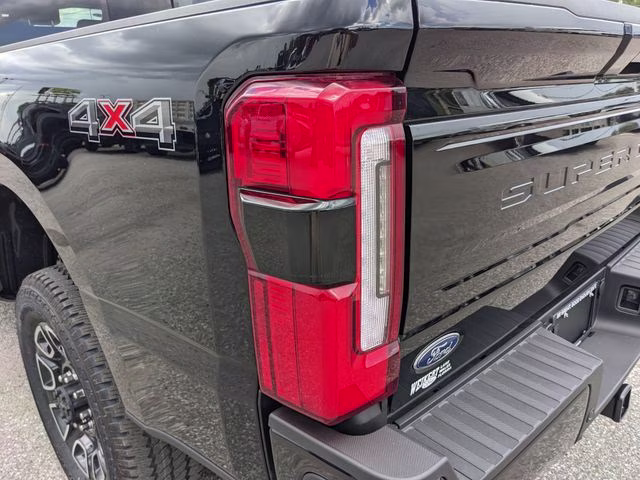 2026 Agate Black Metallic Ford Super Duty F-250 SRW Platinum 4X4 Truck