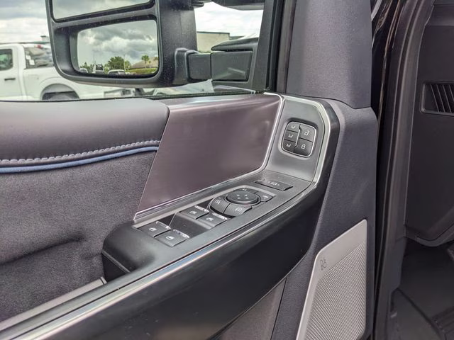2026 Agate Black Metallic Ford Super Duty F-250 SRW Platinum 4X4 Truck