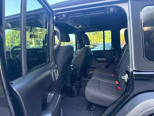 2020 Black Clearcoat Jeep Wrangler Unlimited Willys 4X4 Convertible