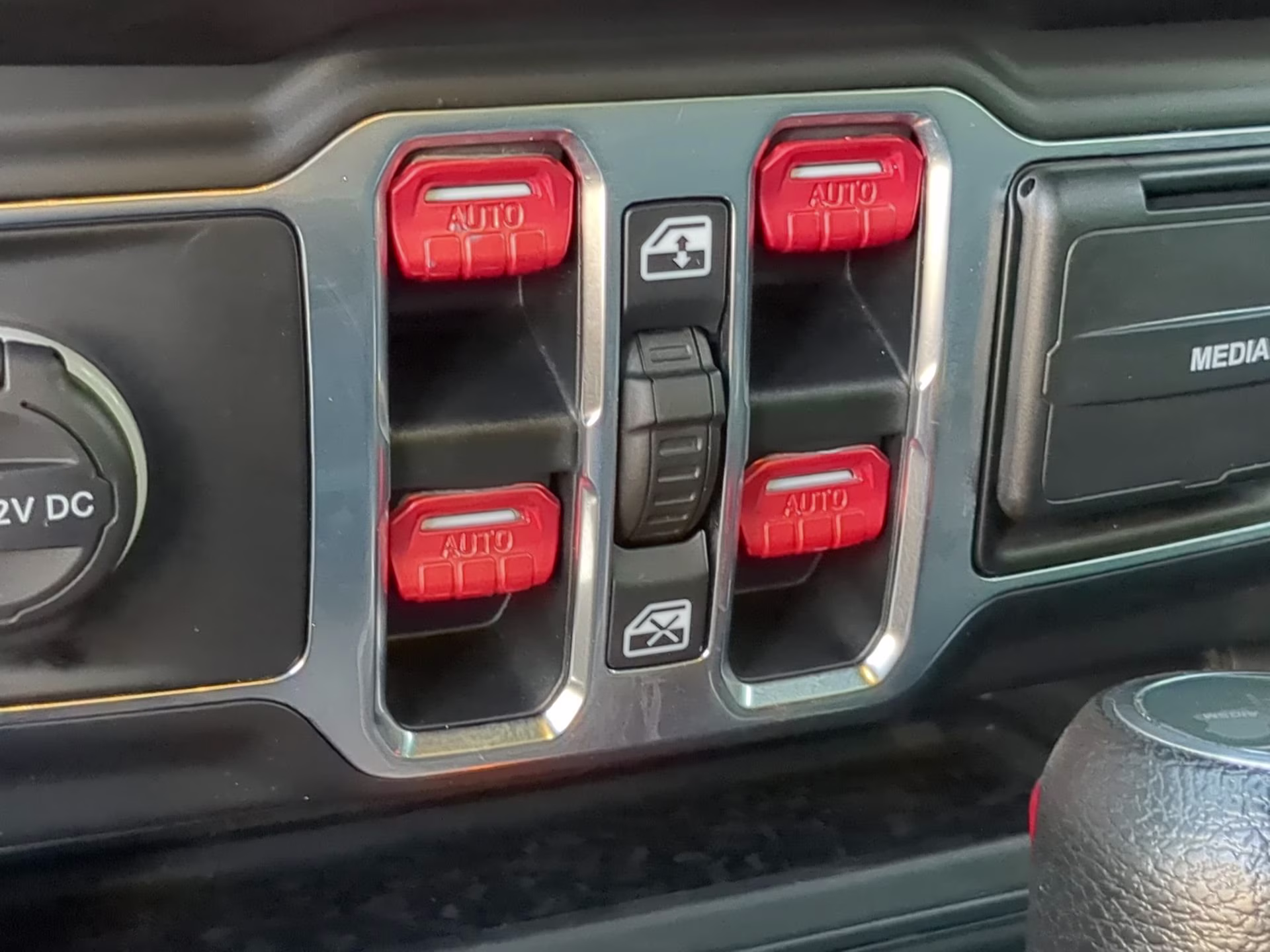 2020 Black Clearcoat Jeep Wrangler Unlimited Willys 4X4 Convertible