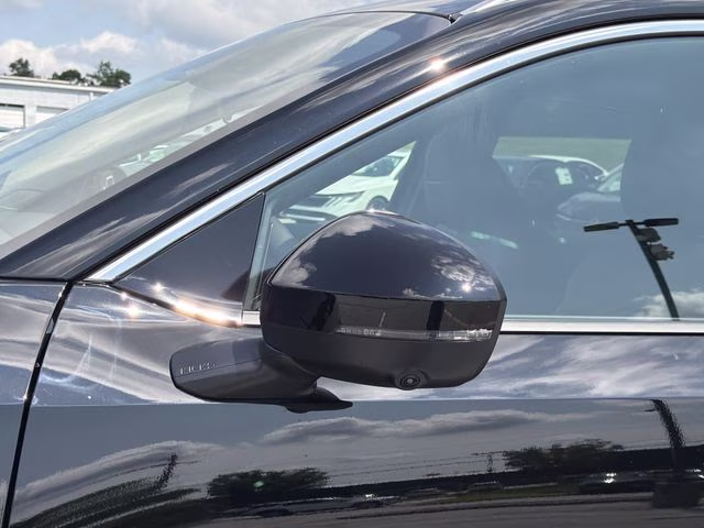 2026 Super Black Nissan Kicks SR FWD SUV
