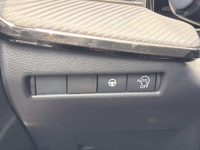 2026 Gun Metallic/Scarlet Ember Tintcoat Nissan Kicks SR FWD SUV