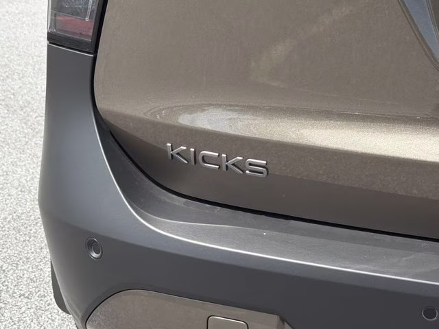 2026 Canyon Bronze Metallic Nissan Kicks SR AWD SUV