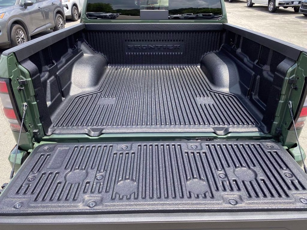 2026 Tactical Green Metallic Nissan Frontier SV 4X4 Truck