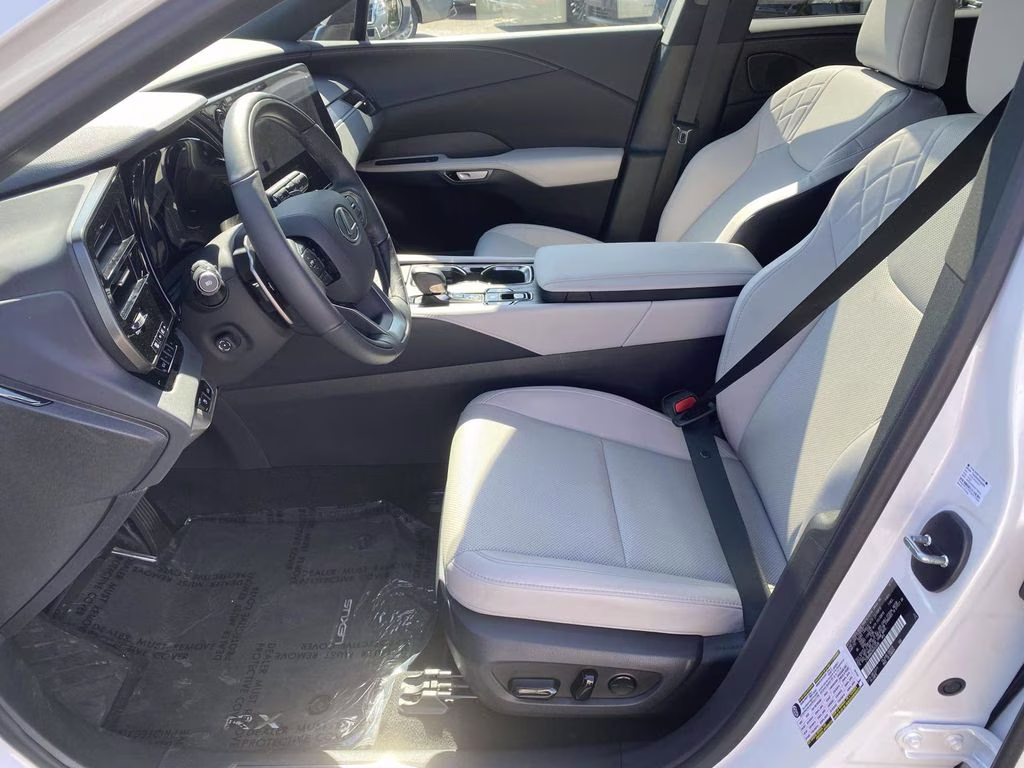 2024 White Pearl Lexus RX 350 Premium FWD SUV