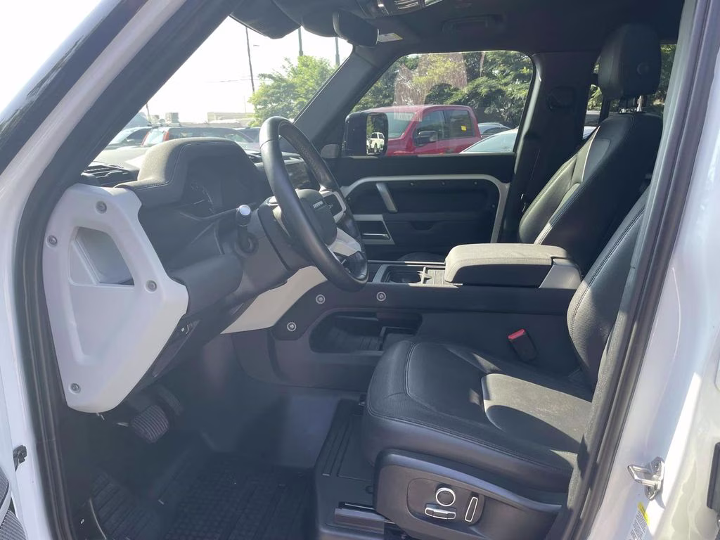 2023 White Land Rover Defender 130 X-Dynamic SE AWD SUV