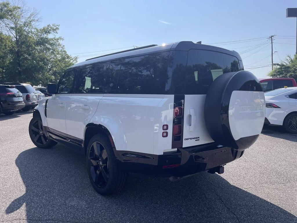 2023 White Land Rover Defender 130 X-Dynamic SE AWD SUV
