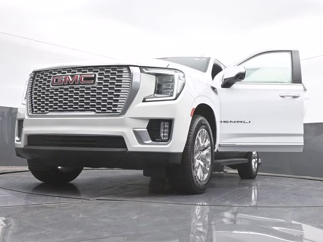 2023 Summit White GMC Yukon Denali RWD SUV
