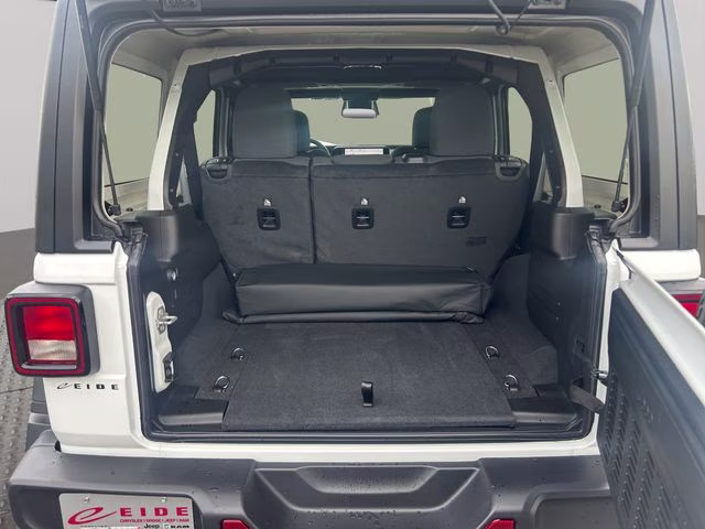 2026 Bright White Clearcoat Jeep Wrangler Willys 4X4 SUV
