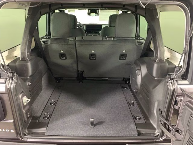 2026 Granite Crystal Metallic Clearcoat Jeep Wrangler 4-Door Sport S 4X4 SUV