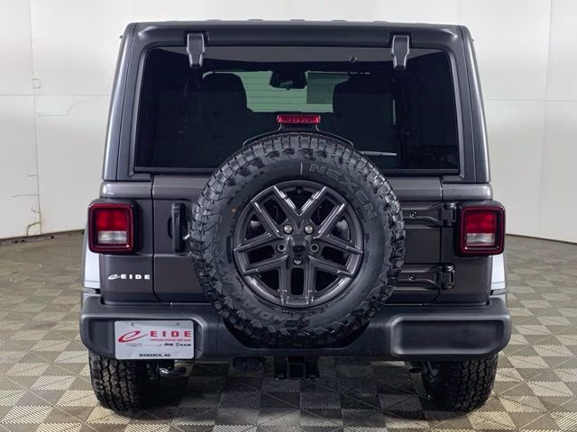 2026 Granite Crystal Metallic Clearcoat Jeep Wrangler 4-Door Sport S 4X4 SUV