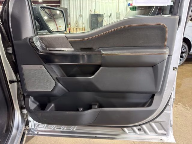 2022 Silver Metallic Ford F-150 Platinum 4X4 Truck