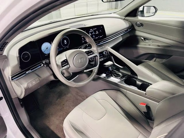 2025 Serenity White Hyundai Elantra SEL Convenience FWD Sedan