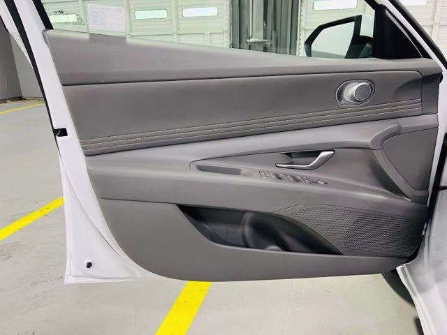 2025 Serenity White Hyundai Elantra SEL Convenience FWD Sedan