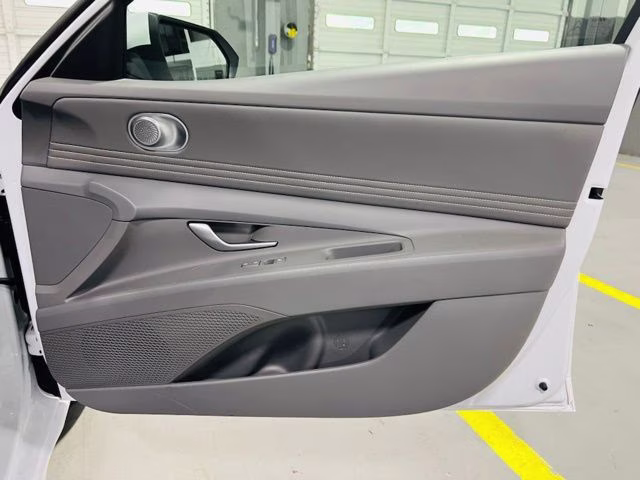 2025 Serenity White Hyundai Elantra SEL Convenience FWD Sedan