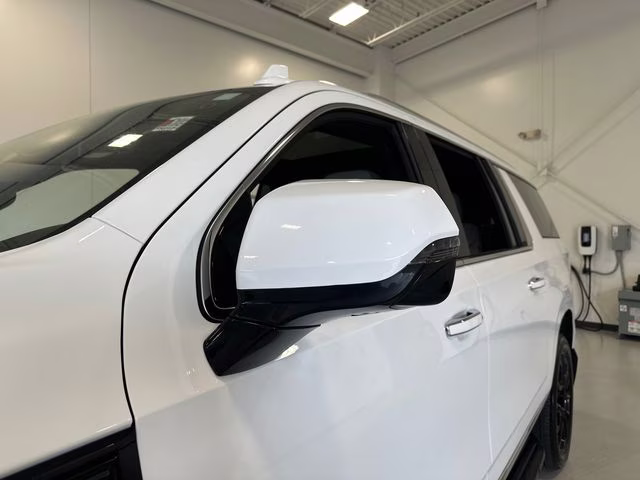 2024 Summit White GMC Yukon XL SLT 4X4 SUV