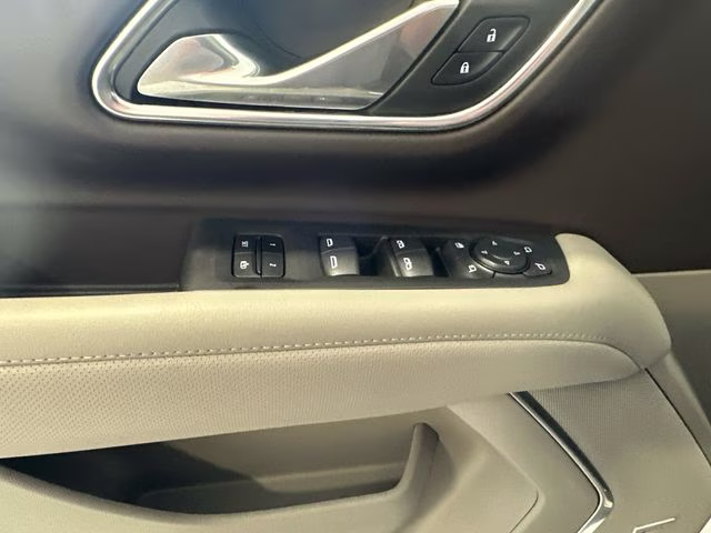 2024 Summit White GMC Yukon XL SLT 4X4 SUV