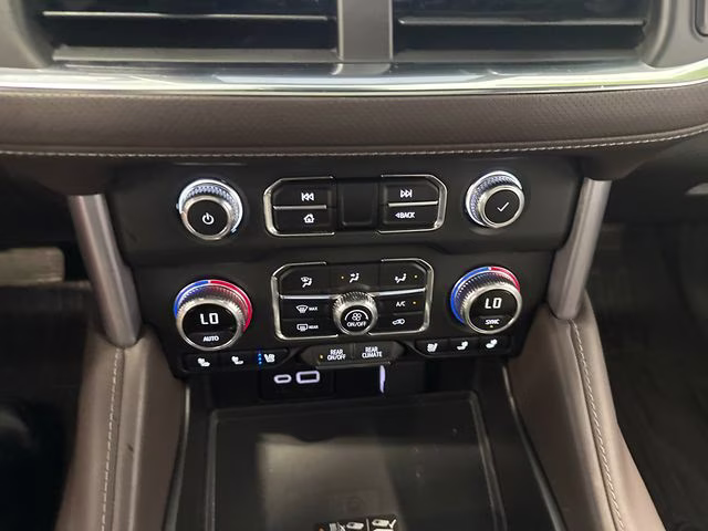 2024 Summit White GMC Yukon XL SLT 4X4 SUV