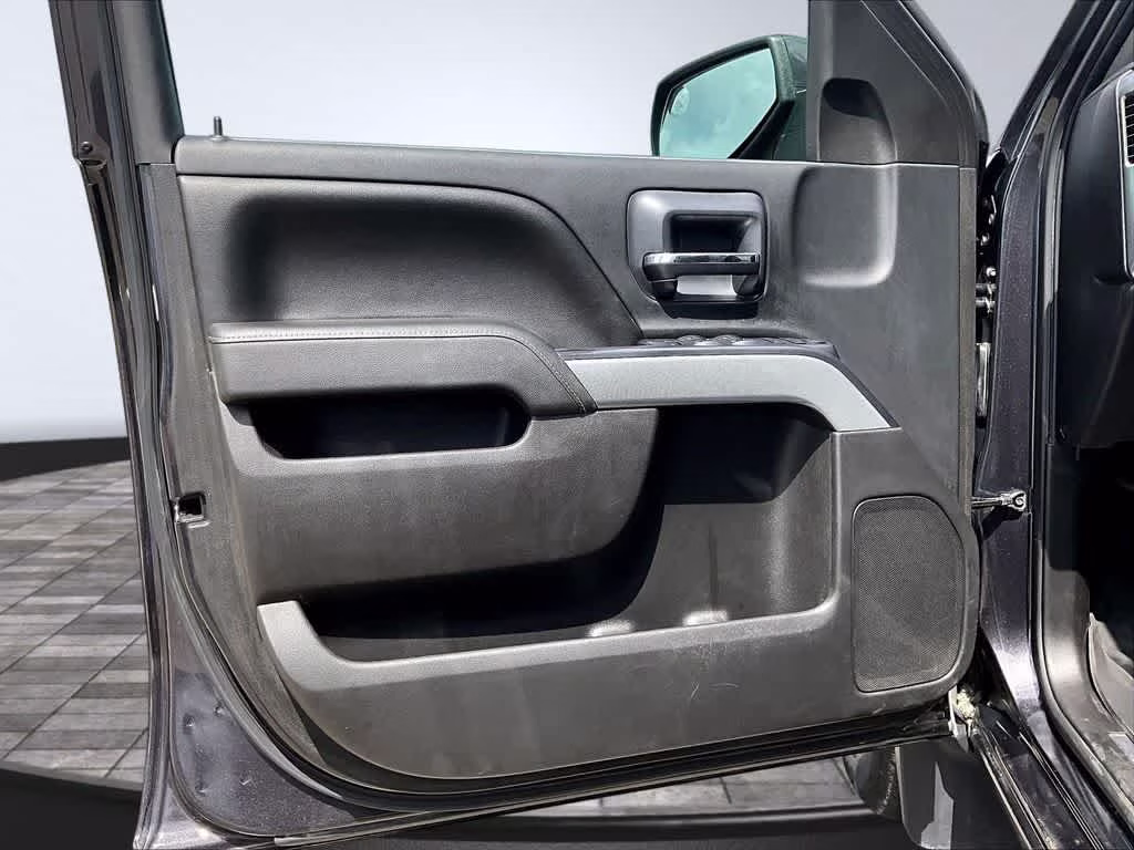 2015 Tungsten Metallic Chevrolet Silverado 1500 LT 4X4 Truck