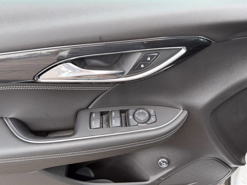 2023 Summit White Buick Envision Preferred w/Enhanced Driver Confidence Pkg AWD SUV