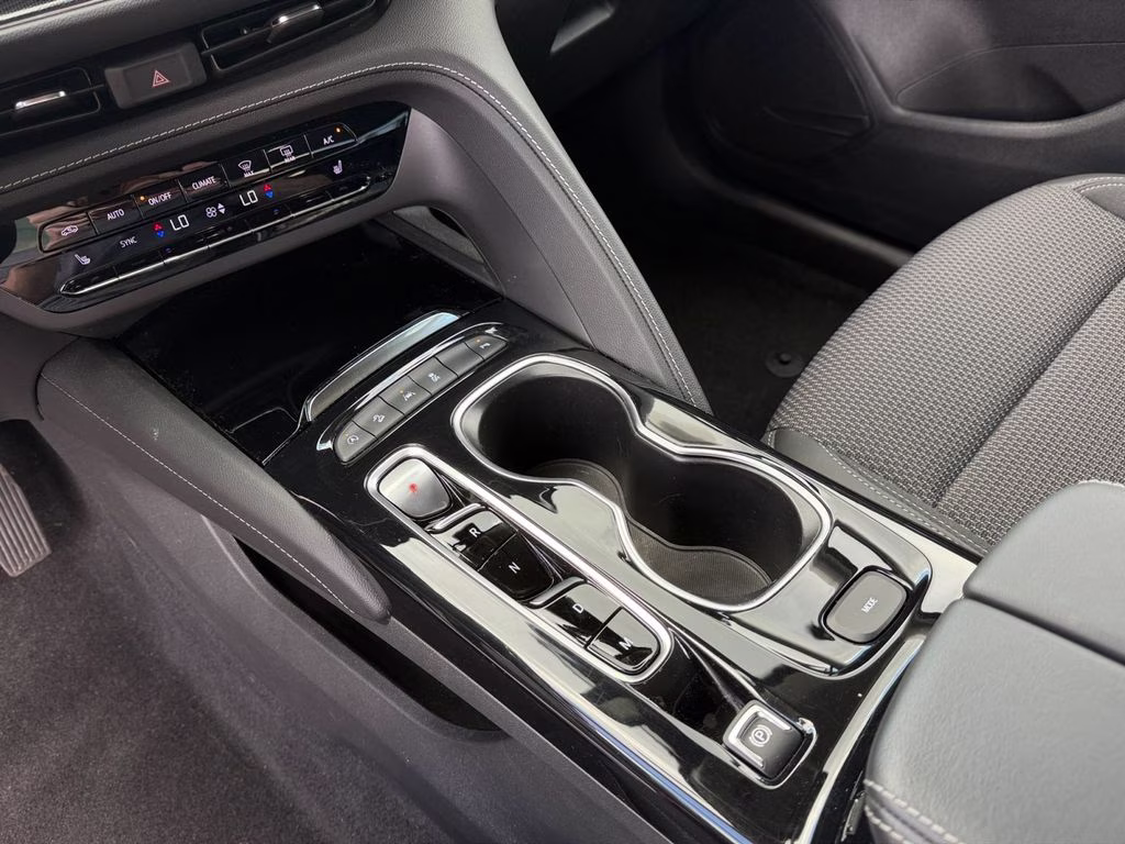 2023 Summit White Buick Envision Preferred w/Enhanced Driver Confidence Pkg AWD SUV