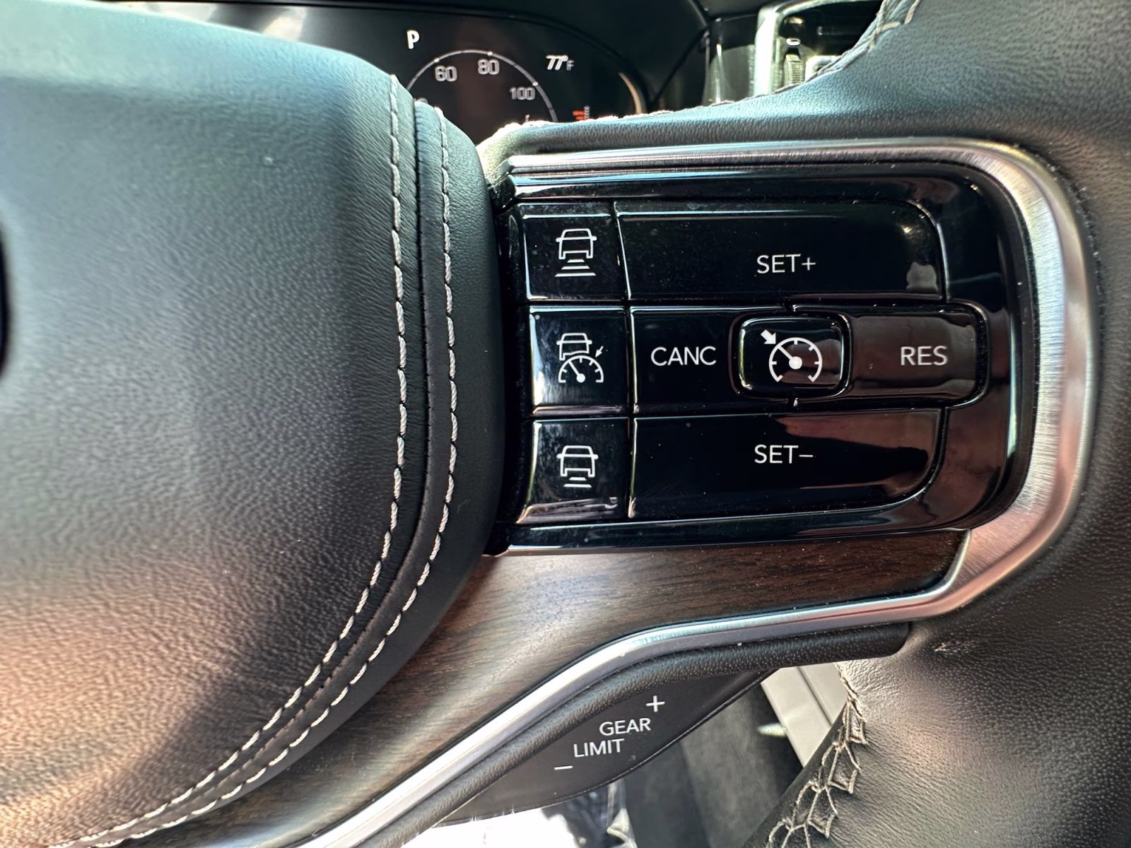 2022 Diamond Black Crystal Pearlcoat Jeep Grand Wagoneer Series II 4X4 SUV