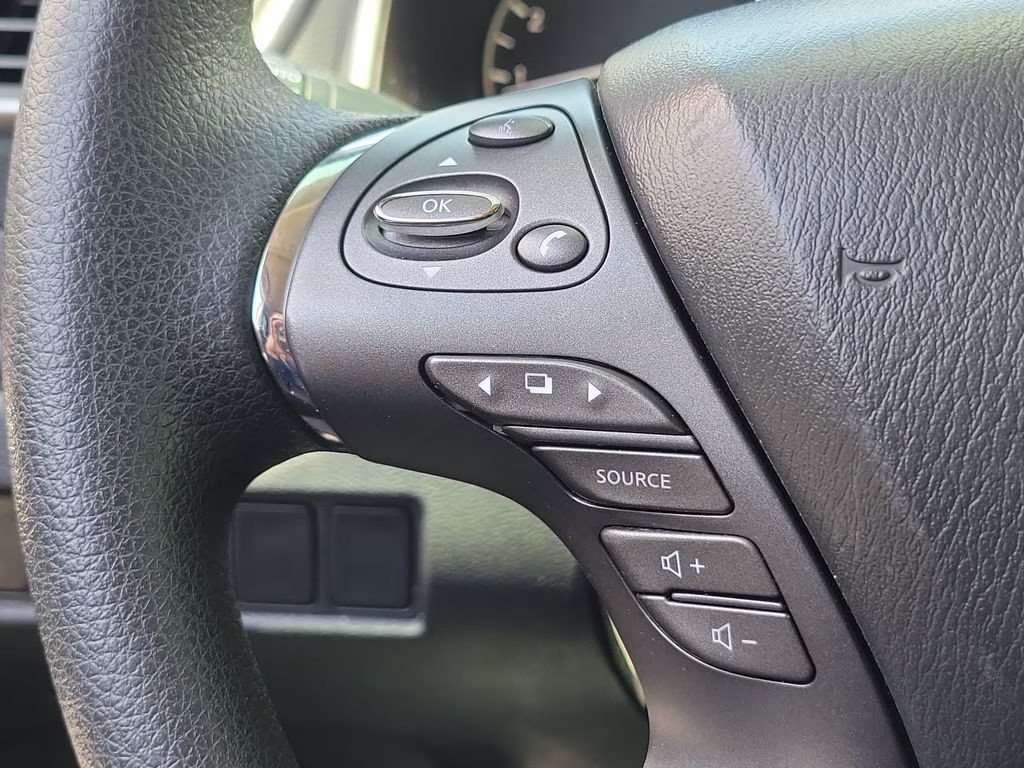 2019 Pearl White Tricoat Nissan Murano S FWD SUV