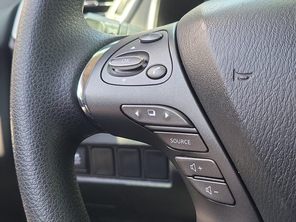 2019 Pearl White Tricoat Nissan Murano S FWD SUV