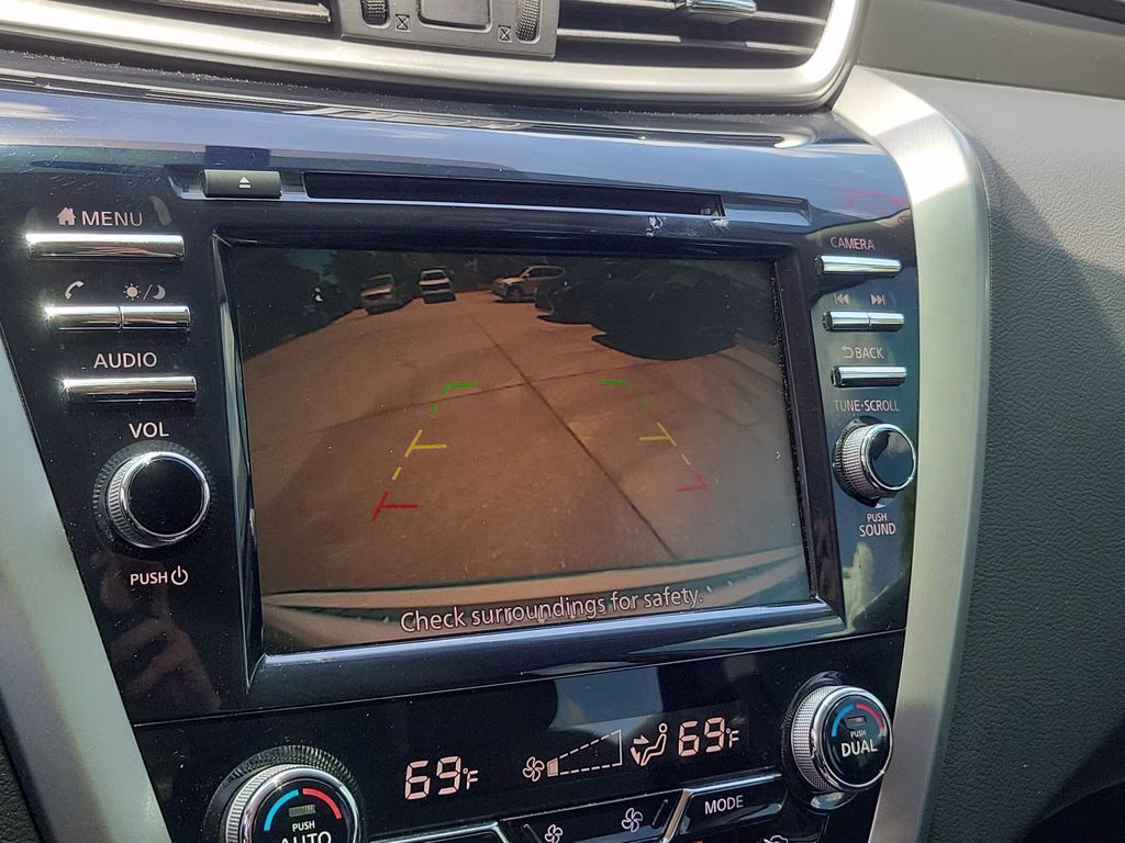 2019 Pearl White Tricoat Nissan Murano S FWD SUV