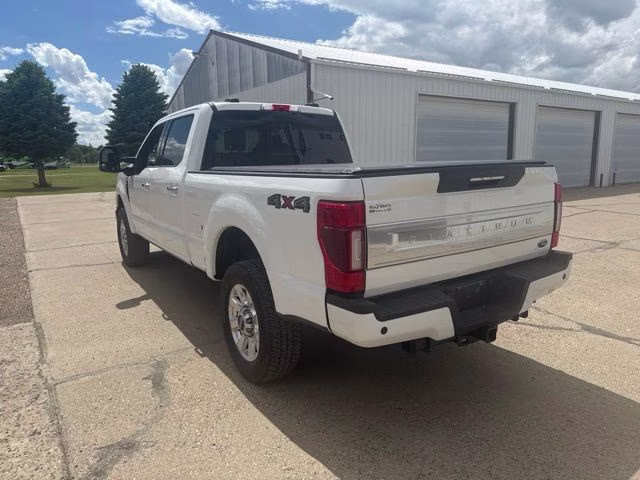 2022 White Metallic Ford Super Duty F-350 SRW Platinum 4X4 Truck