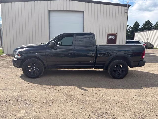 2021 Diamond Black Crystal Pearlcoat Ram 1500 Classic Warlock 4X4 Truck