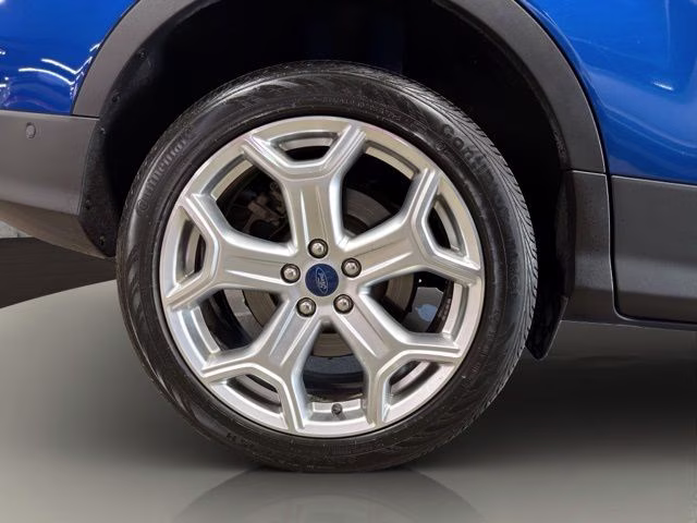 2019 Lightning Blue Metallic Ford Escape Titanium 4X4 SUV