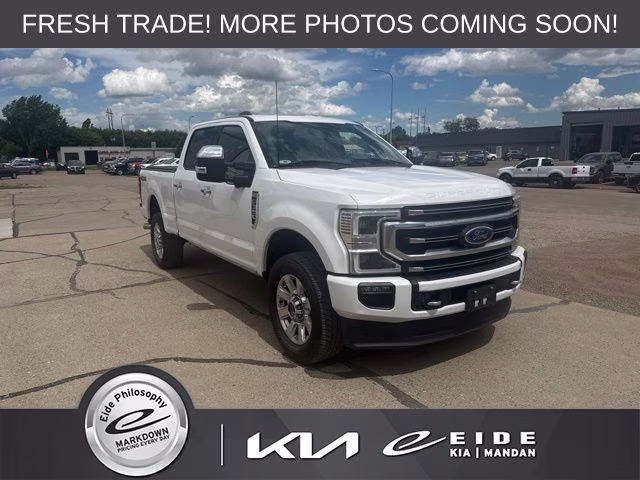 2022 White Metallic Ford Super Duty F-350 SRW Platinum 4X4 Truck
