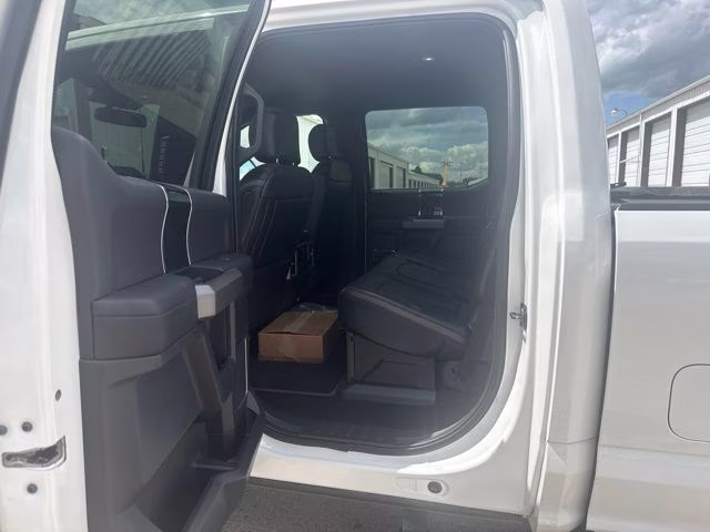 2022 White Metallic Ford Super Duty F-350 SRW Platinum 4X4 Truck